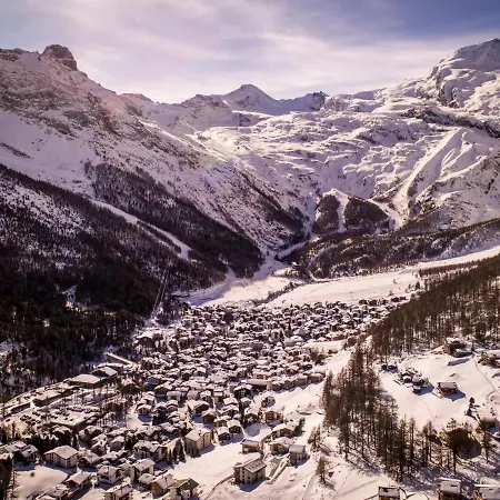 Apartment Mountain Village