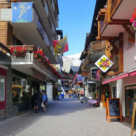 Mountain Village Apartment